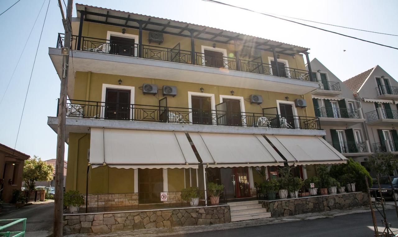 ليكسوري Petania Hotel & Apartments المظهر الخارجي الصورة