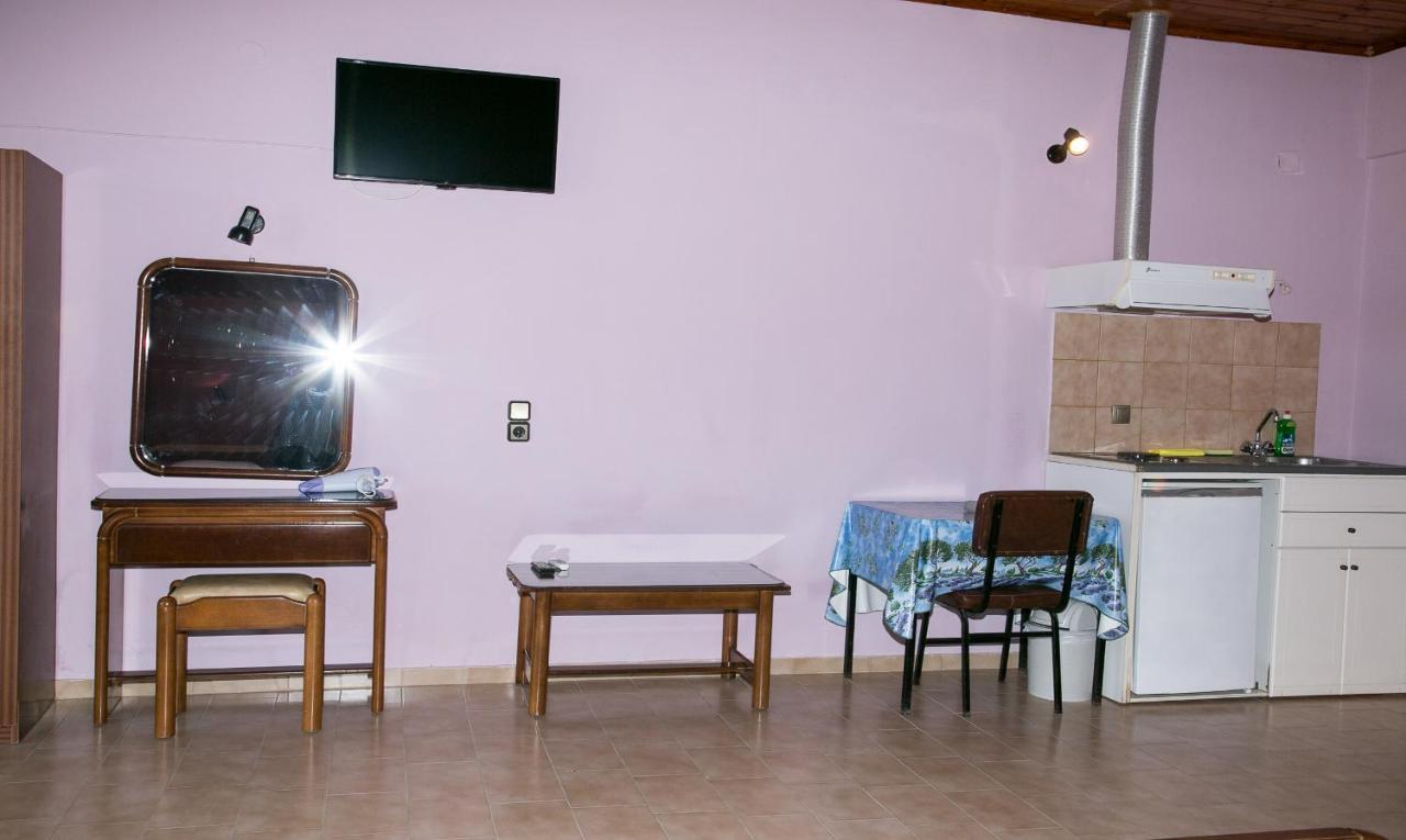 ليكسوري Petania Hotel & Apartments المظهر الخارجي الصورة